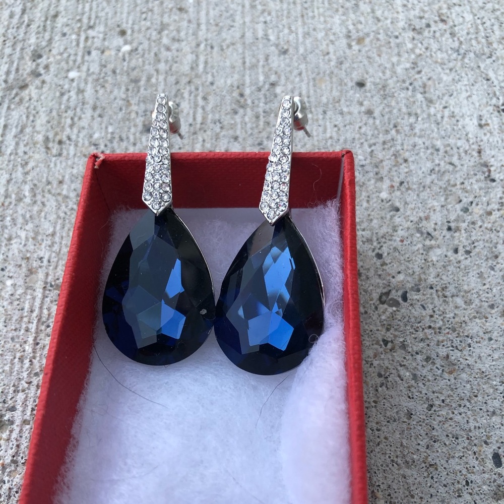 Gorgeous Blue (Sapphire & Diamond-like) Earrings